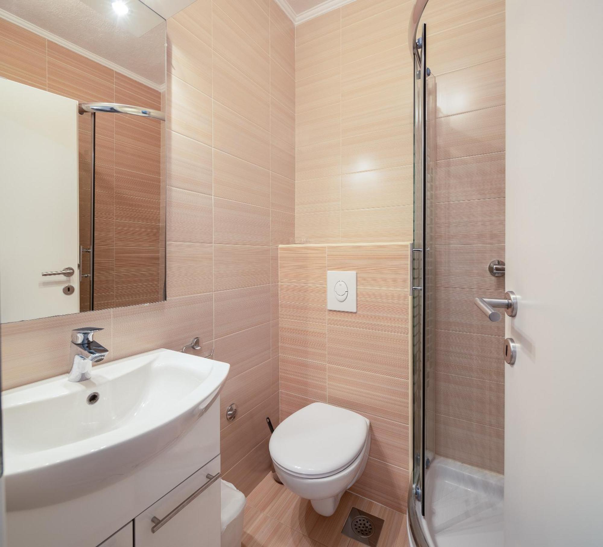 Perla Apartment - 2 Min To The Beach & Free Parking Makarska Buitenkant foto
